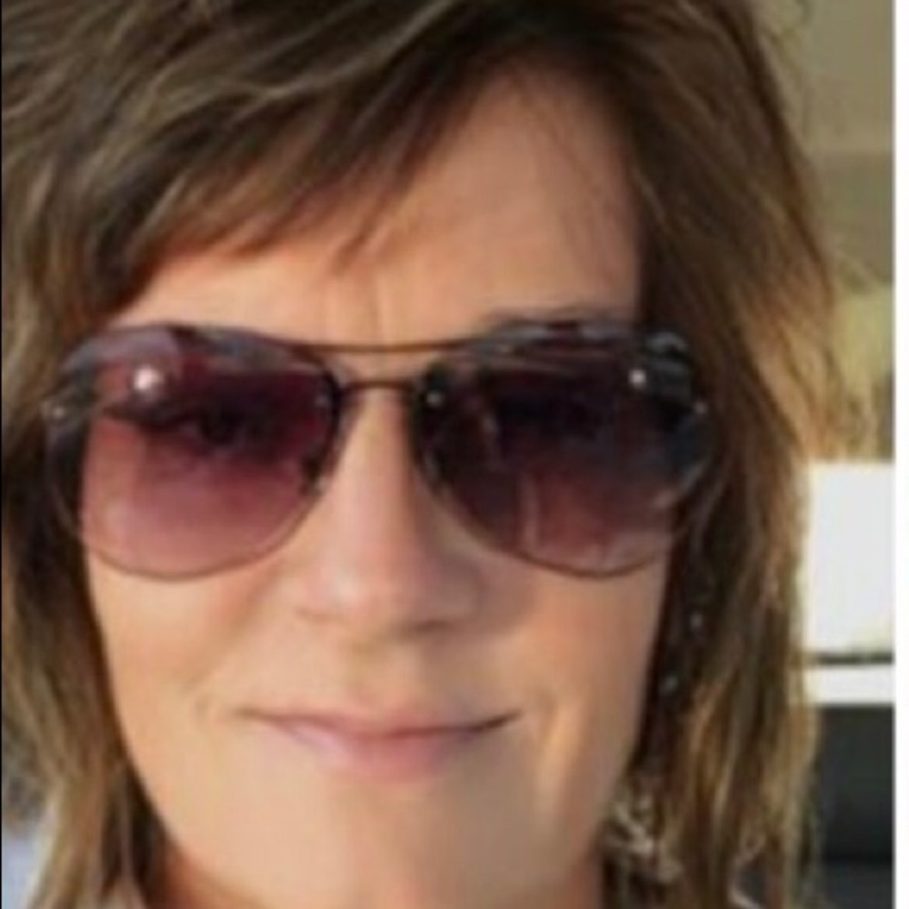 Meet your Posher, Paula